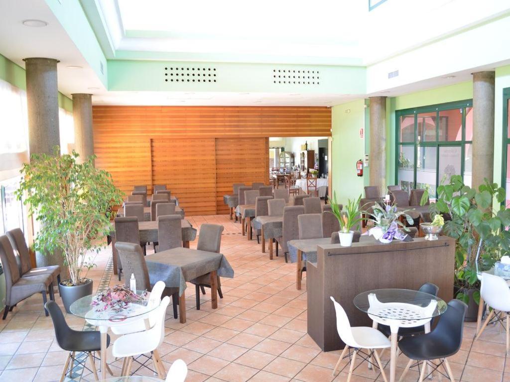 Espectacular Chalet Adosado Para Vacaciones En Panoramica Golf Sant Jordi Exterior foto